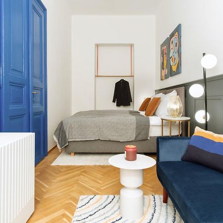 Stru House By Prague Days - Luxurious Apartments Next To National Theatre 외부 사진